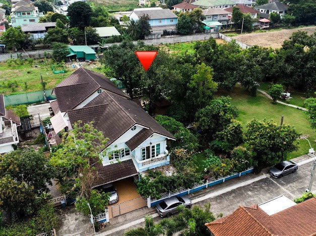รูป หลังมุมติดสวนส่วนกลาง!!! ขายบ้านเดี่ยว โครงการบ้านสวนเอกสยาม หลังมุมพื้นที่ 101 ตารางวา ในพุทธมณฑลสาย2 ซอย7 ทำเลดีมาก - รูปที่ 4/18