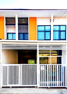 บ้านเดี่ยว พิพิธภัณฑ์ยางพารา  : 2 Storey Townhome for Sale in Khao Talo, East Pattaya