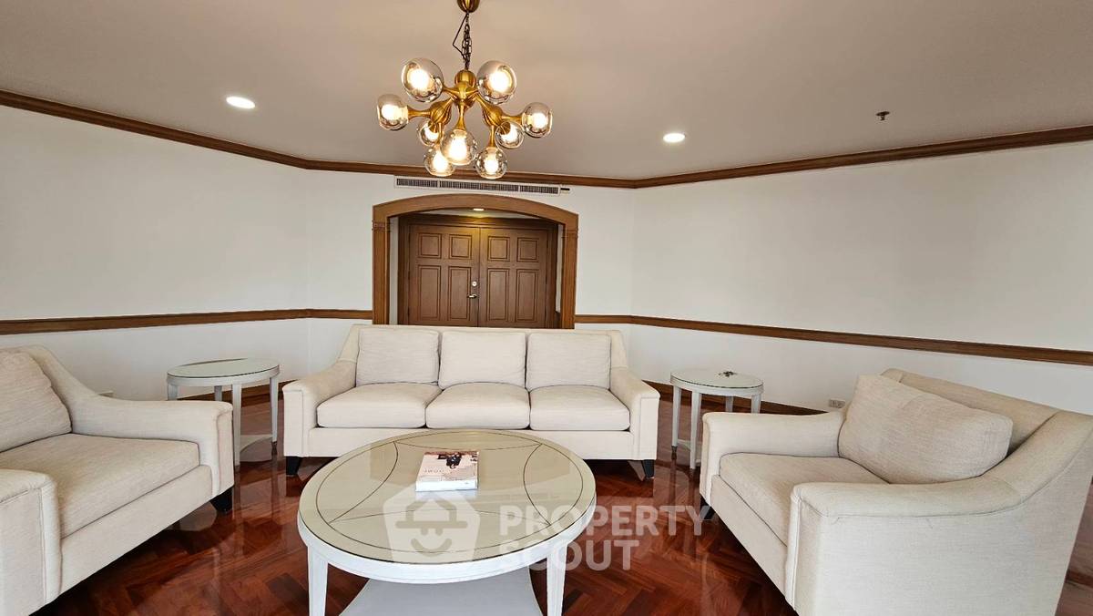 รูป คอนโด 3 ห้องนอน อนุญาตเลี้ยงสัตว์ ที่ ร่วมสุข คอนโดมิเนียม ชั้น 23 ใกล้ BTS ทองหล่อ (ID 1584836) - รูปที่ 2/6