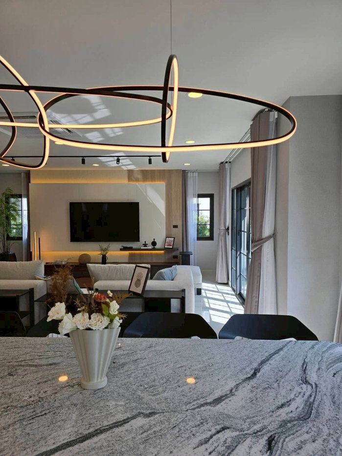picture Centro                              Bangna  - 16/18