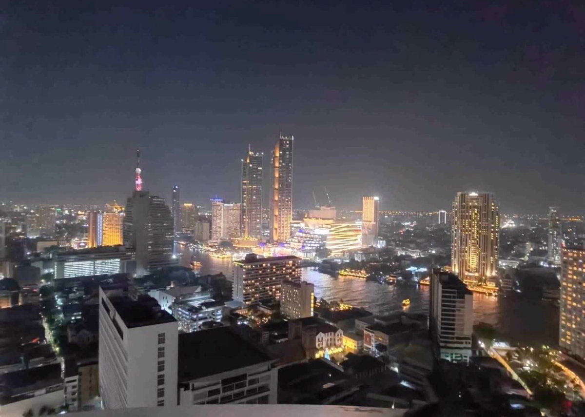 picture State Tower                 Silom - 12/12