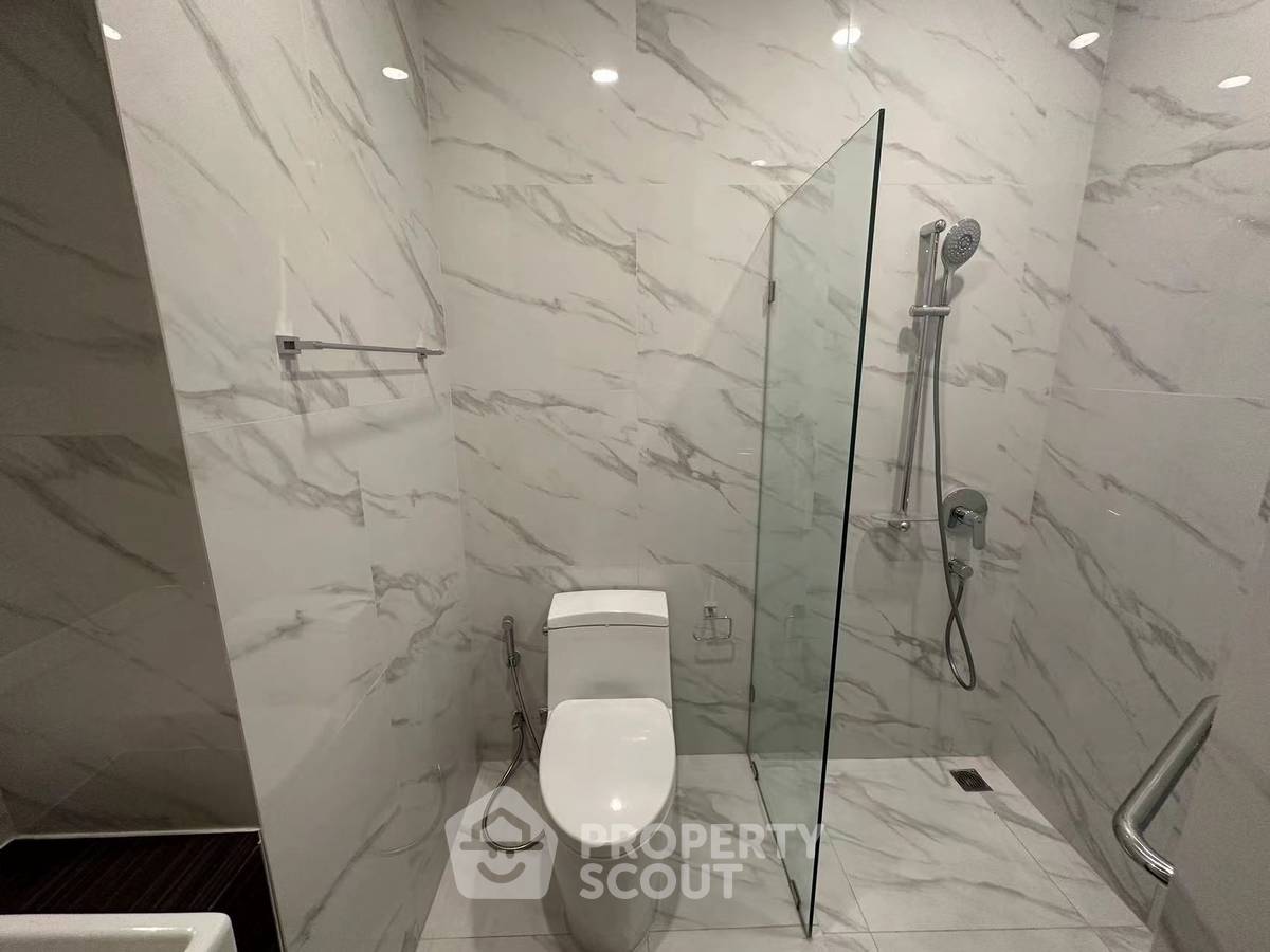 รูป ราคาน่าสนใจ ห้อง 1 ห้องนอน Noble Be Sukhumvit 19 ชั้น 22 ใกล้ BTS Nana (ID 1236867) - รูปที่ 15/16