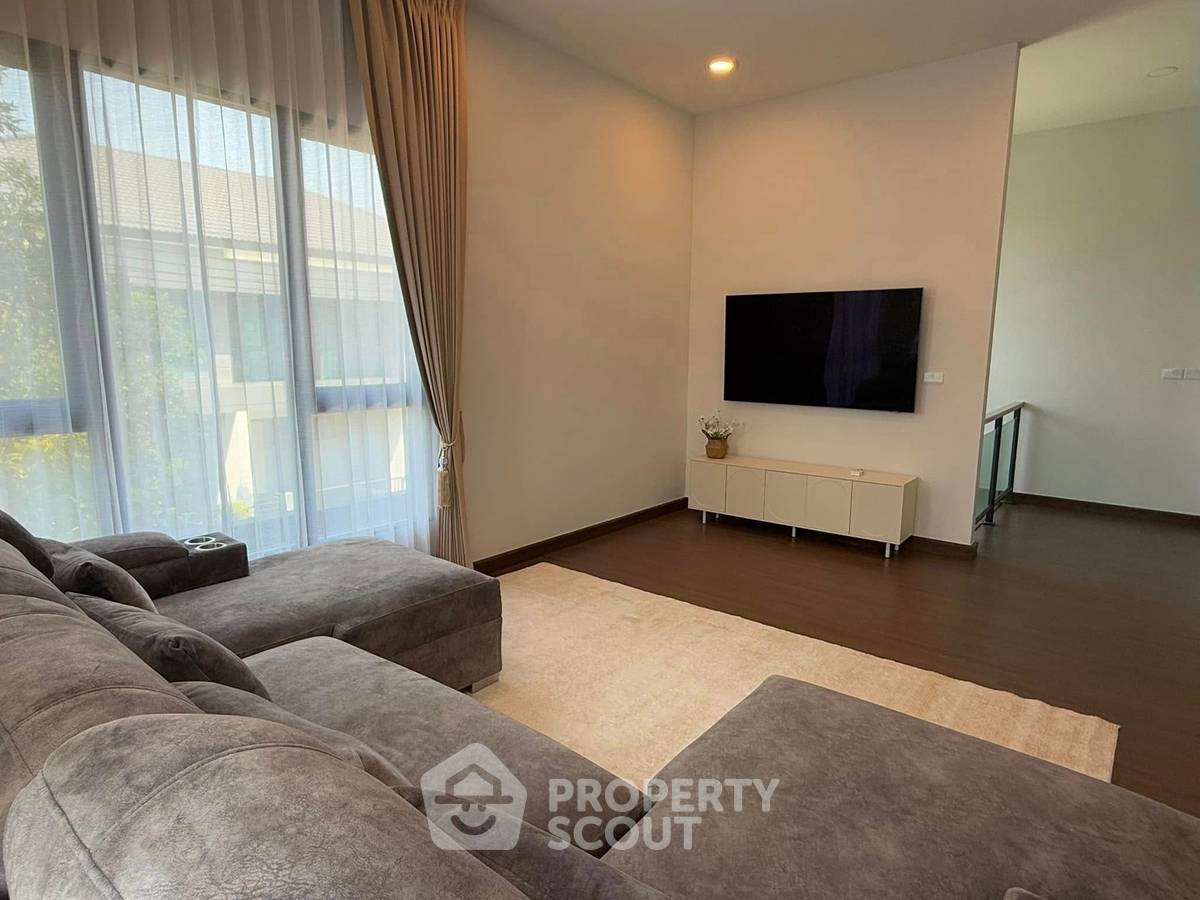 รูป บ้าน 4 ห้องนอนให้เช่า The City วัชรพล เขตสายไหม กรุงเทพ (ID 2032181) - รูปที่ 12/28