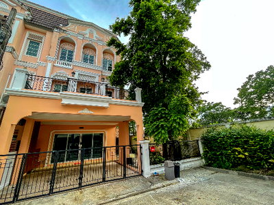 Townhouses for rent Thonburi Vocational College : Townhouse for rent, URBAN SATHORN, Sathorn-Ratchaphruek