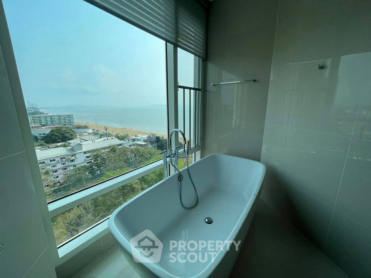 รูป คอนโด 4 ห้องนอน 217 ตร.ม. Reflection Jomtien Beach Pattaya พัทยา (ID 2033649) - รูปที่ 11/12