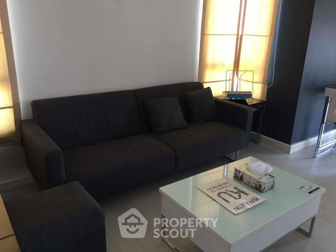 18th-Floor 2-BR 62 Sqm Condo At The Room Ratchada-Ladprao, MRT Ratchadaphisek (ID 1410915)