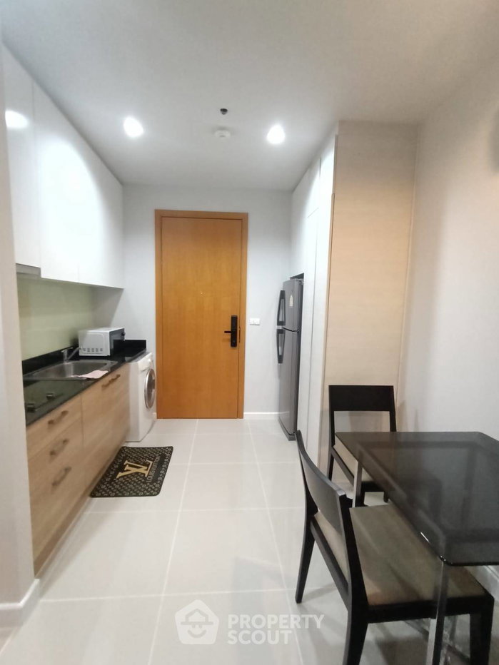 รูป คอนโด 1 ห้องนอน ขาย Circle Condominium ใกล้ MRT เพชรบุรี ชั้น 27 (ID 2519058) - รูปที่ 2/8