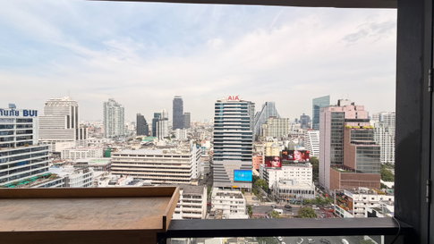 M Silom (เอ็ม สีลม)    2 ห้องนอน 1 ห้องน้ำ