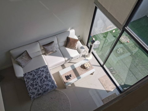ให้เช่าห้องนอนในทาวน์โฮมหรู 3 ชั้น (Eco Space บางนา) ใกล้ Mega Bangna เพียง 5 นาที