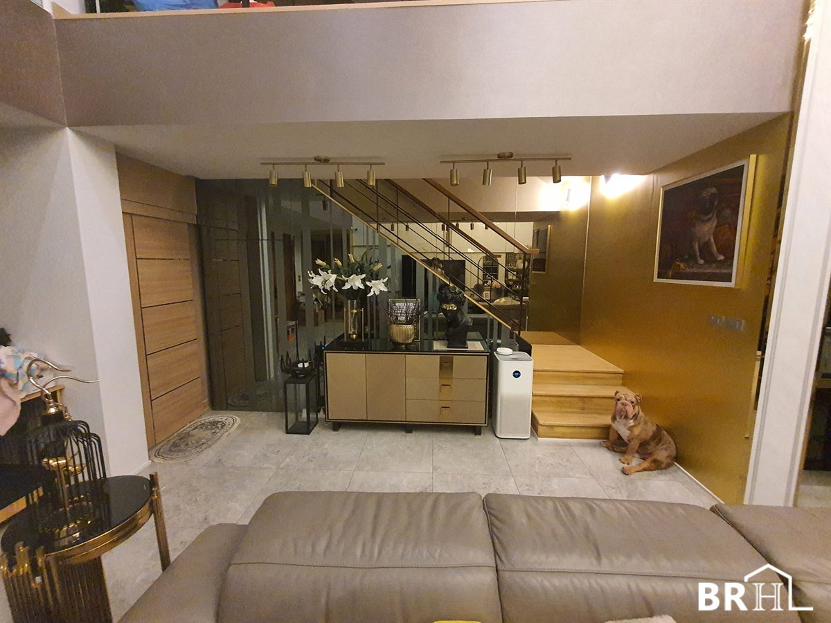 รูป  Glam By Assetwise 🏡 โฮมออฟฟิศหรู 3.5 ชั้น พร้อมเฟอร์ครบ ใจกลางลาดพร้าว!     - รูปที่ 8/12