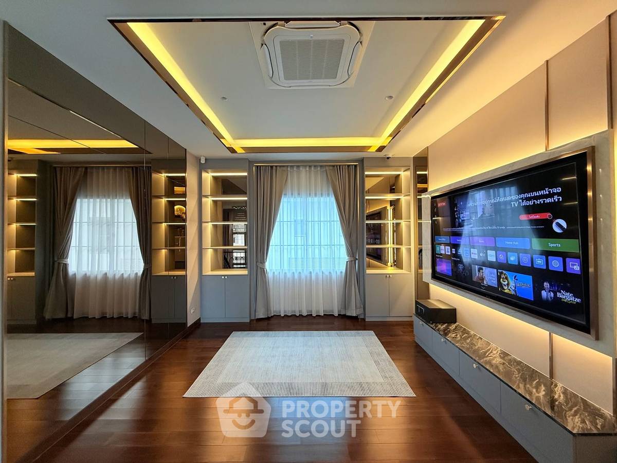 รูป บ้านเดี่ยว 4 ห้องนอน พื้นที่ 315 ตร.ม. ขายที่ Perfect Masterpiece Sukhumvit 77 (ID 2520272) - รูปที่ 2/11