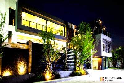 ขายบ้านเดี่ยว : 💥 ราคาดีสุดในโครงการ ดีไซน์ Modern Luxury Contemporary ฟังก์ชันบ้านครบ