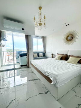 Luxury Condo for Rent at The Empire Tower, Jomtien Pattaya