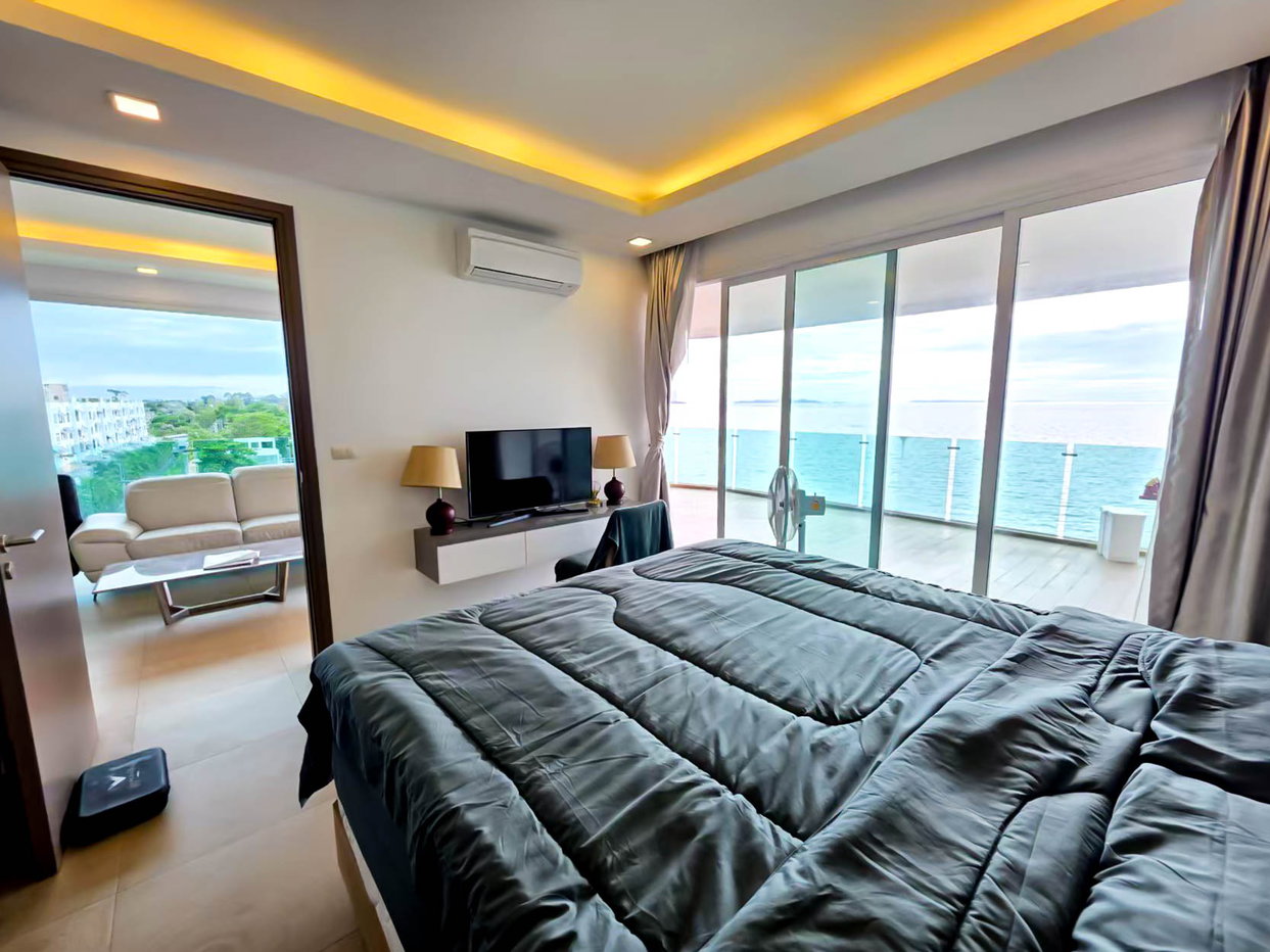 picture Paradise Ocean View 2 Bed beachfront condominium For Sale - 7/15