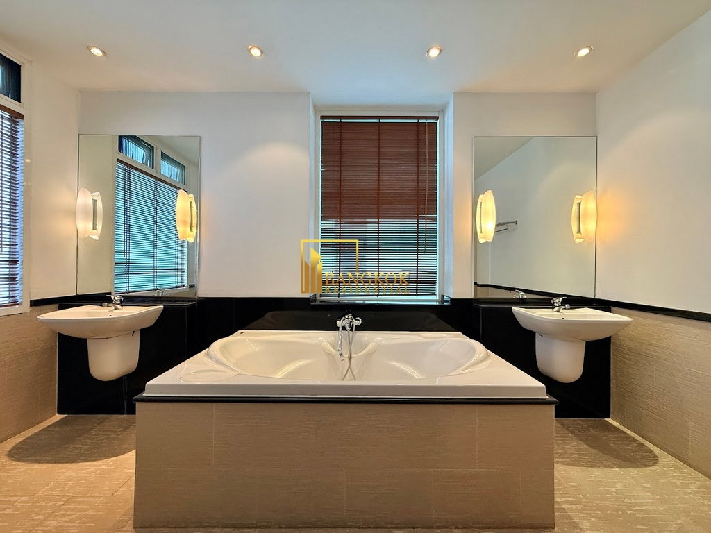 picture Impressive 4 Bed Luxury Apartment For Rent in Asoke Area - BR0971AP - 21/53