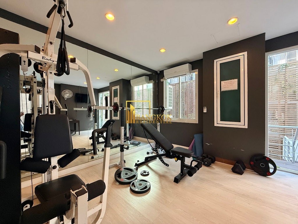 picture Impressive 4 Bed Luxury Apartment For Rent in Asoke Area - BR0971AP - 50/53
