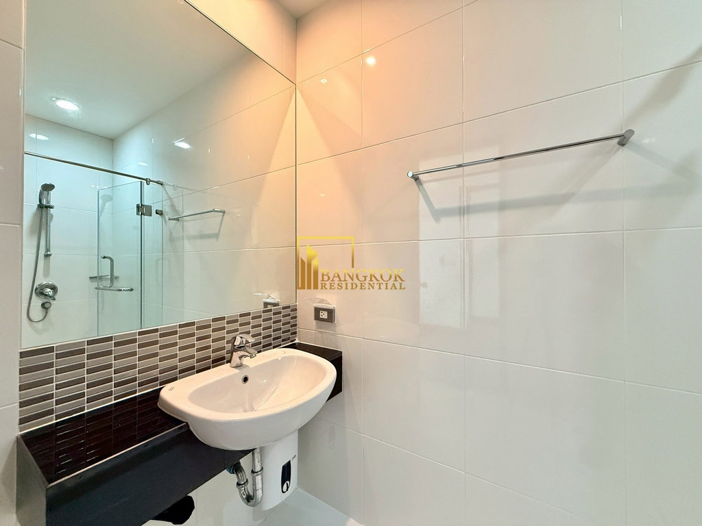 picture Expansive 5 Bedroom Penthouse Apartment in Phrom Phong - BR20103AP - 42/66