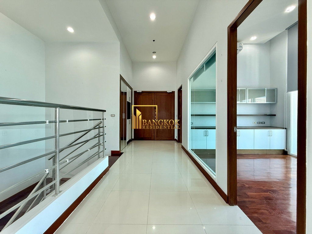 picture Expansive 5 Bedroom Penthouse Apartment in Phrom Phong - BR20103AP - 4/66