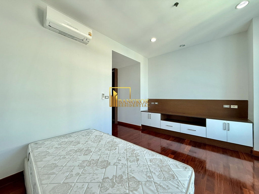 picture Expansive 5 Bedroom Penthouse Apartment in Phrom Phong - BR20103AP - 35/66