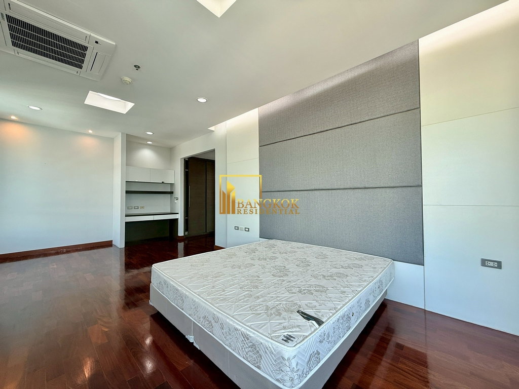 picture Expansive 5 Bedroom Penthouse Apartment in Phrom Phong - BR20103AP - 29/66