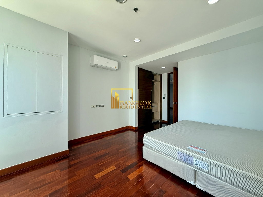 picture Expansive 5 Bedroom Penthouse Apartment in Phrom Phong - BR20103AP - 53/66