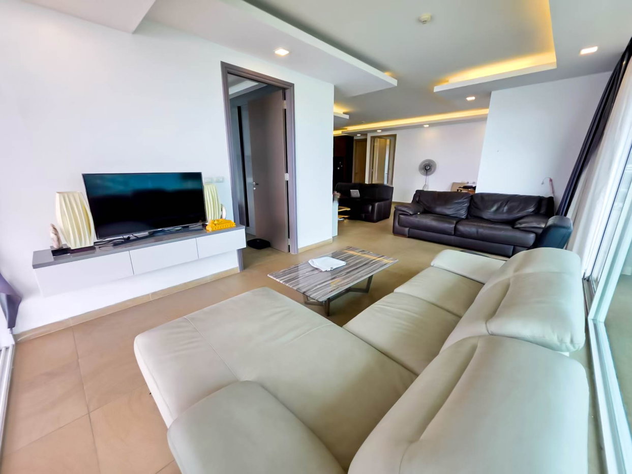 picture Paradise Ocean View 2 Bed beachfront condominium For Sale - 4/15