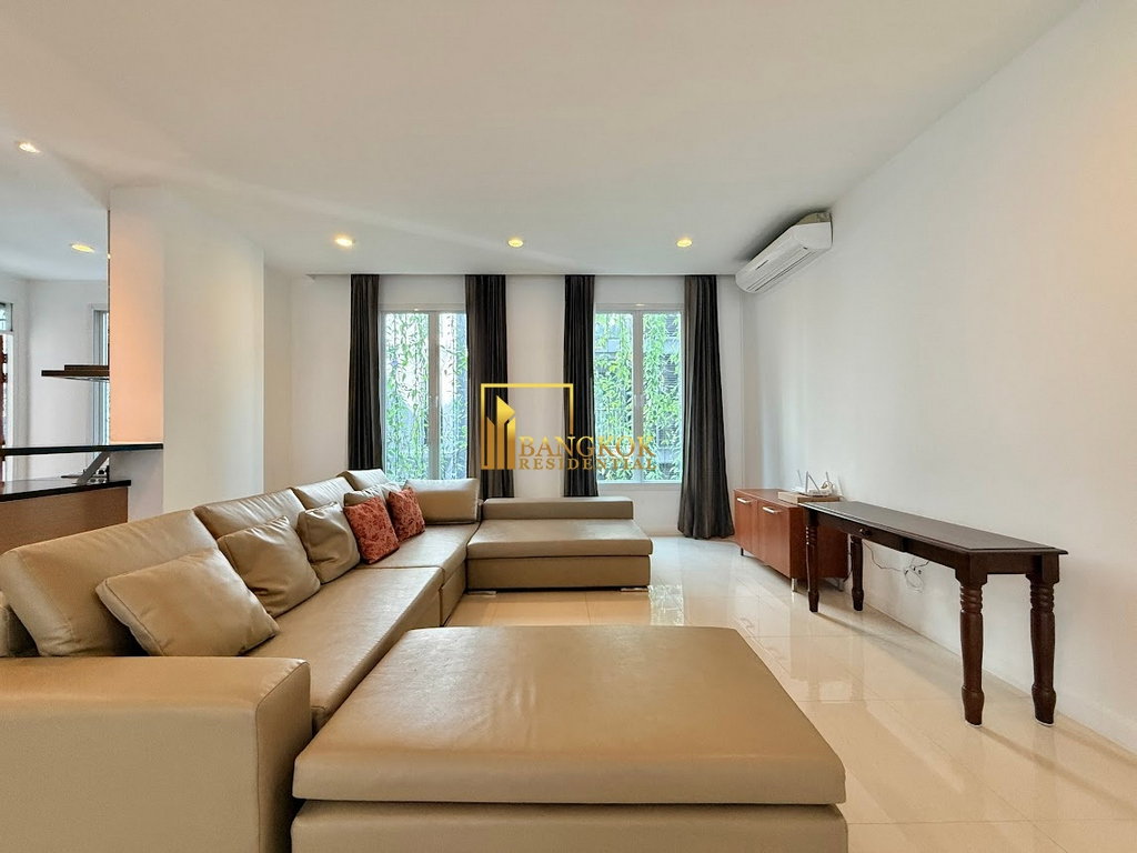 picture Impressive 4 Bed Luxury Apartment For Rent in Asoke Area - BR0971AP - 10/53