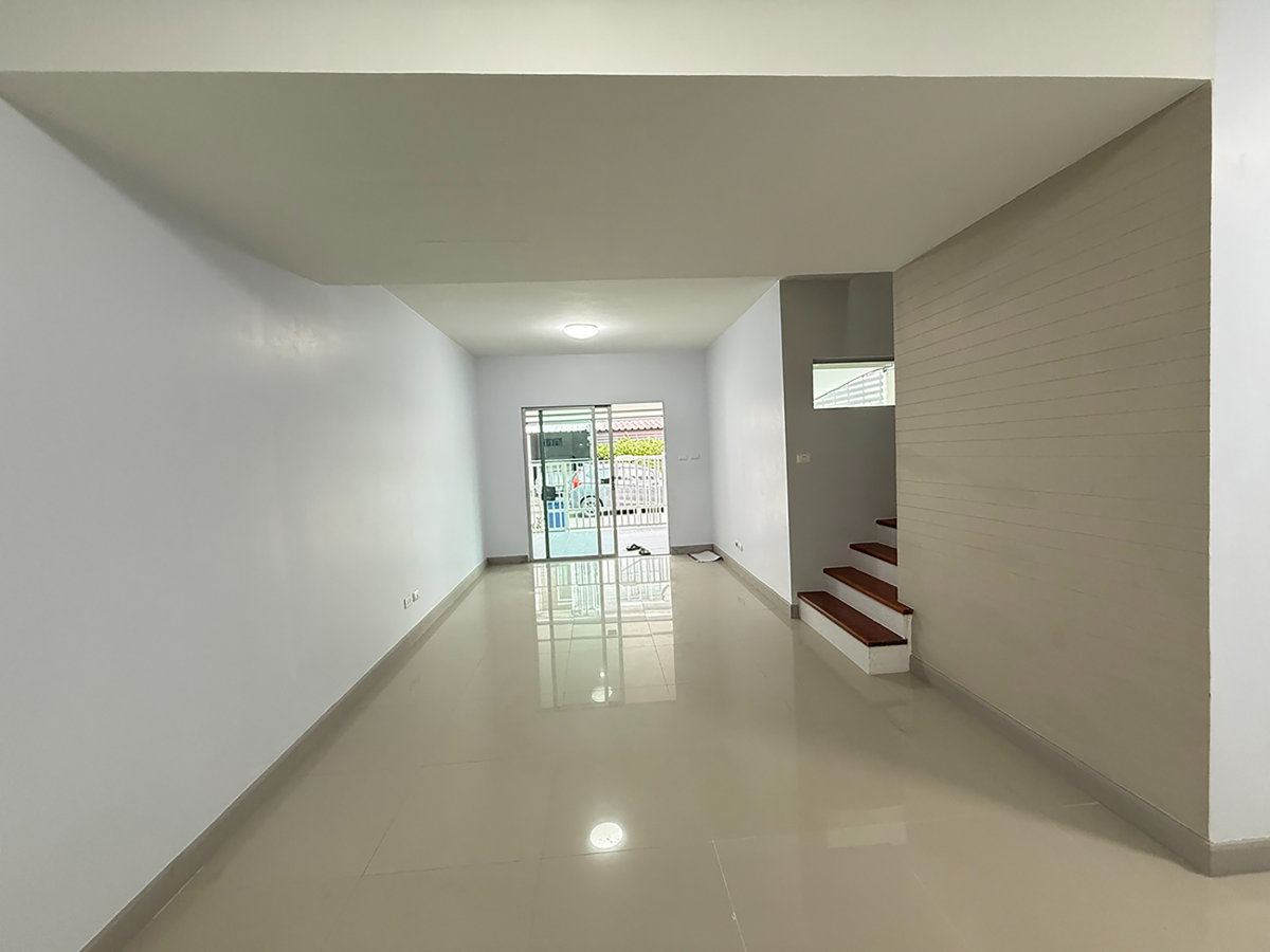 รูป  ทาวน์เฮ้าส์รีโนเวทใหม่ พฤกษาวิลล์43 บางกรวย นนทบุรี ราคาดี - รูปที่ 5/8
