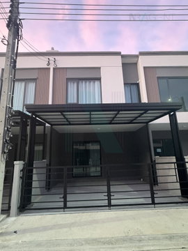📌 ให้เช่าทาวน์เฮาส์ 2 ชั้น พลีโน่ สุขุมวิท-บางนา 3 3 ห้องนอน 2 ห้องน้ำ