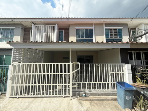  ทาวน์เฮ้าส์รีโนเวทใหม่ พฤกษาวิลล์43 บางกรวย นนทบุรี ราคาดี