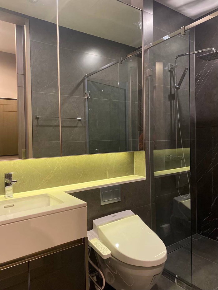 รูป Condo for Rent: The Esse at Singha Complex  Near MRT Phetchaburi - รูปที่ 8/9