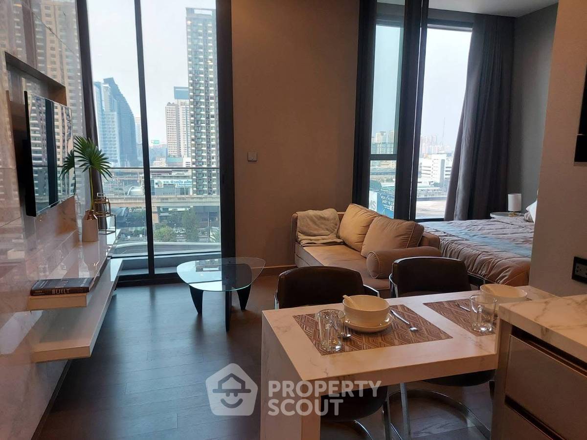 รูป คอนโด 1 ห้องนอน The Esse At Singha Complex ใกล้ MRT เพชรบุรี 100 ม. (ID 2525462) - รูปที่ 2/13