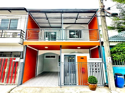 ทาวน์โฮม บางบัวทอง นนทบุรี : 📌 ขายทาวน์เฮาส์ โครงการ บัวทองธานี 2 ชั้น 4 ห้องนอน 2 ห้องน้ำ
