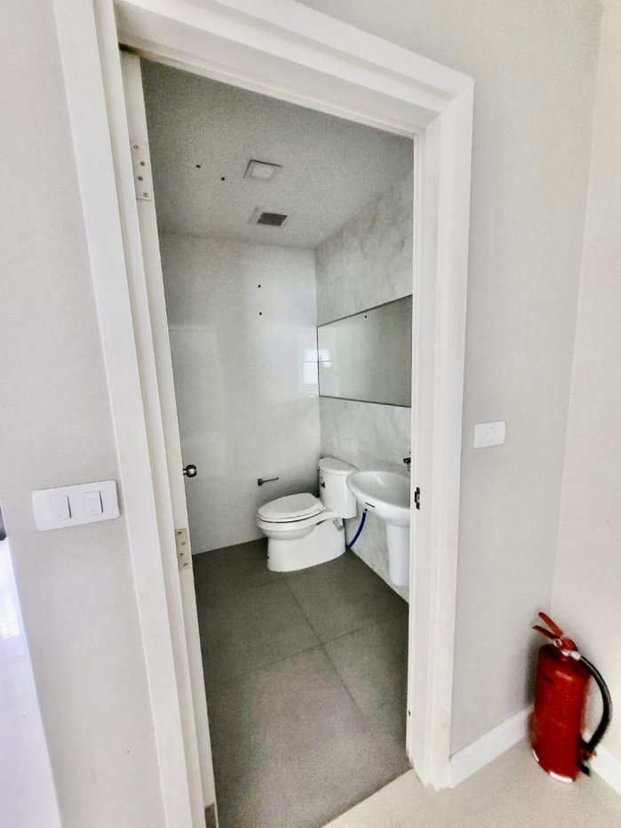 รูป ขายทาวน์เฮาส์ 3 ชั้น Patio วัชรพล-รามอินทรา - 31 ตร.ว *หลังริม ใกล้เพลินนารีมอลล์* - รูปที่ 9/12