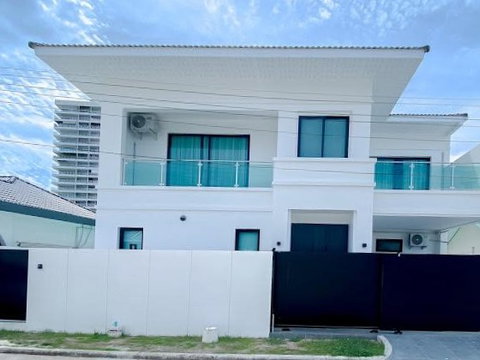 Luxury 5 Bedroom Pool Villa in Jomtien