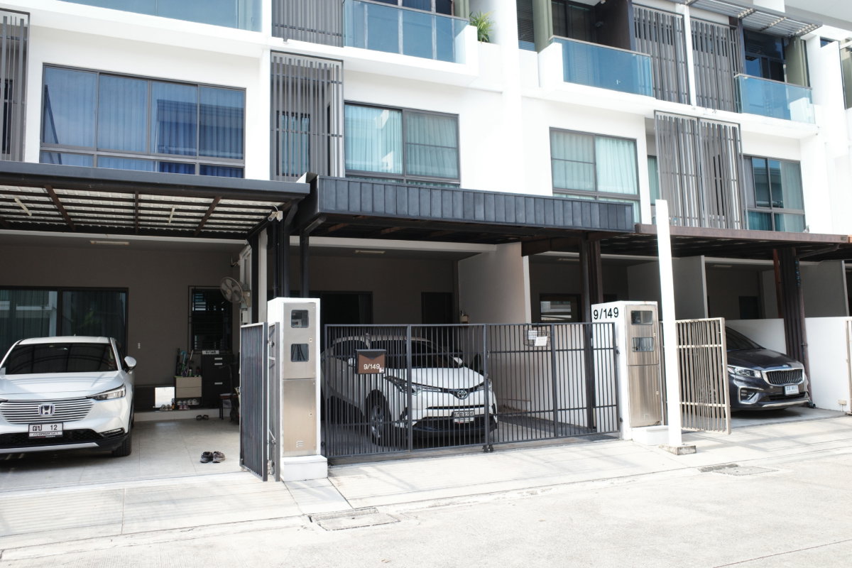 รูป ขายทาวน์โฮม แลนด์มาร์ค เอกมัย-รามอินทรา Tel.0999983897 - รูปที่ 2/21