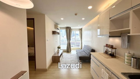 37.94 sqm high floor condo at Emerald Residence Ratchada Din Daeng Bangkok