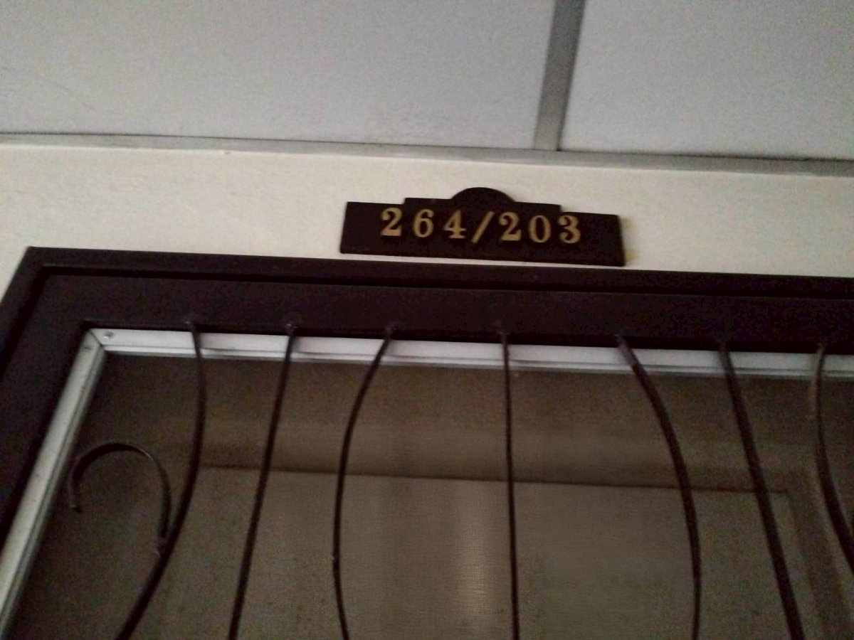 รูป JK 5215556 : ฟิวเจอร์ เพลส คอนโดมิเนียม - รูปที่ 2/7