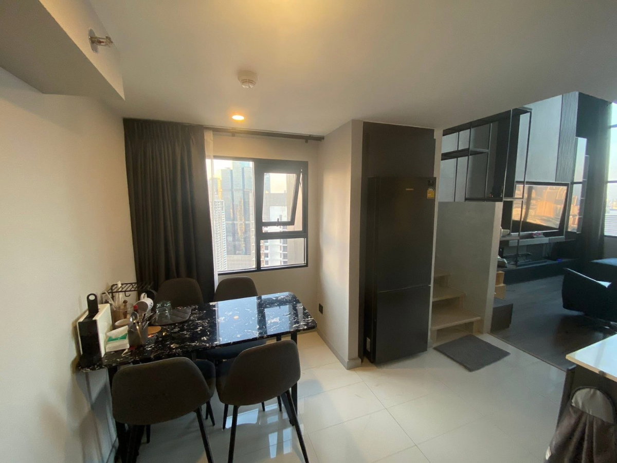 picture Knightsbridge Prime               Sathorn - 11/12