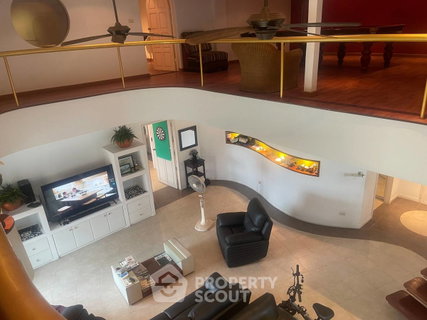 คอนโด 3 ห้องนอน 410 ตร.ม. ขาย Royal Hill Resort Condominium พัทยาใต้ (ID 2102764)