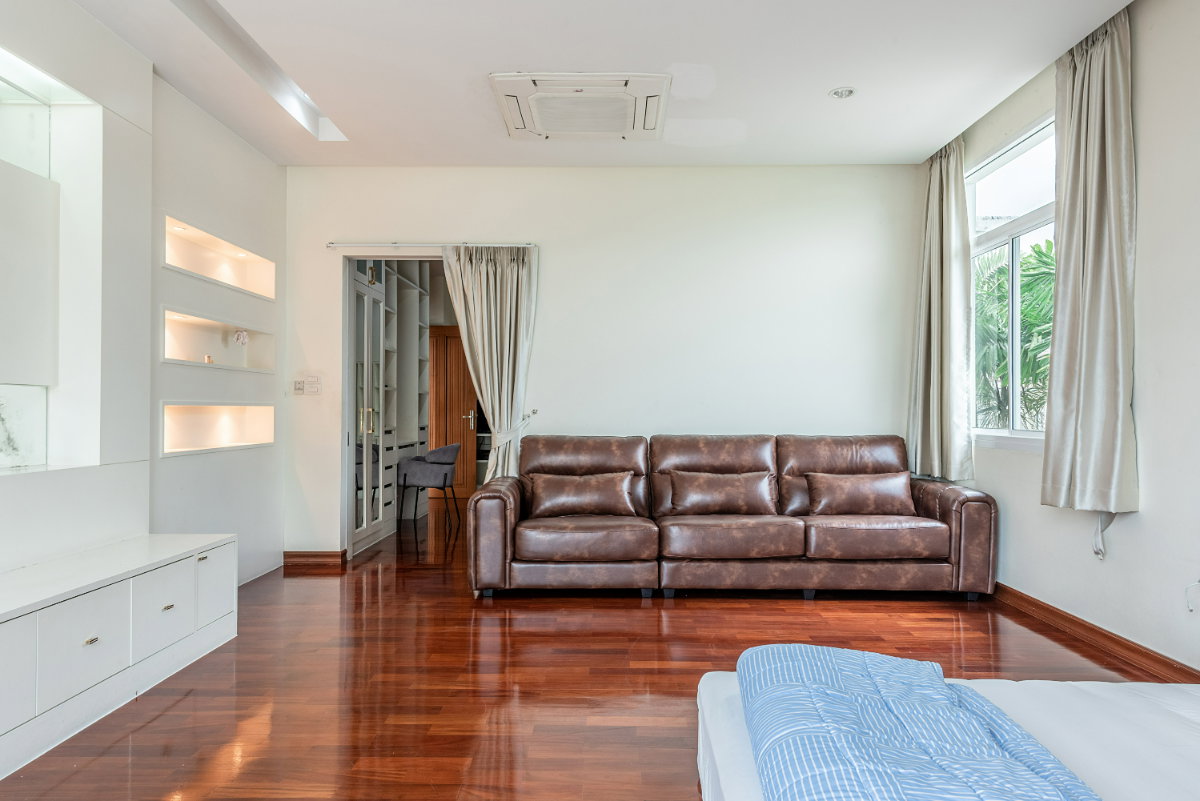รูป ขายบ้านเดี่ยว Luxury ปัญญาอินทรา P5 ที่ดิน 1 ไร่ครึ่ง พร้อมสระว่ายน้ำ และเรือนรับรอง ใกล้สนามกอล์ฟปัญญา แฟชั่นไอส์แลนด์ - รูปที่ 25/46