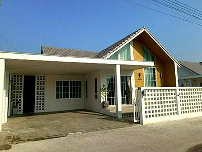 Houses for sale Hang Dong Post Office : Pool villa house Muji Minimal Style with private pool for sale ,Near Hangdong fresh Market.