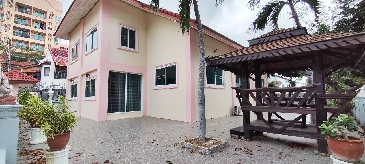 รูป House in Jomtien 7 Beds for Sale - รูปที่ 3/13