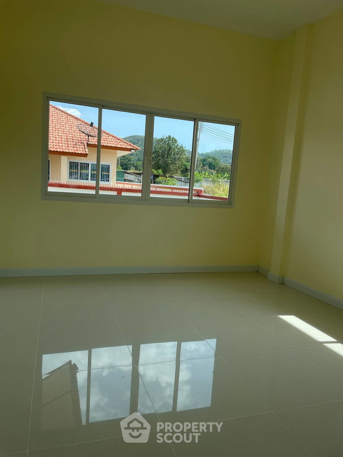รูป บ้าน 3 ห้องนอน สำหรับขาย ในสัตหีบ ชลบุรี (150 ตร.ม.) (ID 2530502) - รูปที่ 5/12