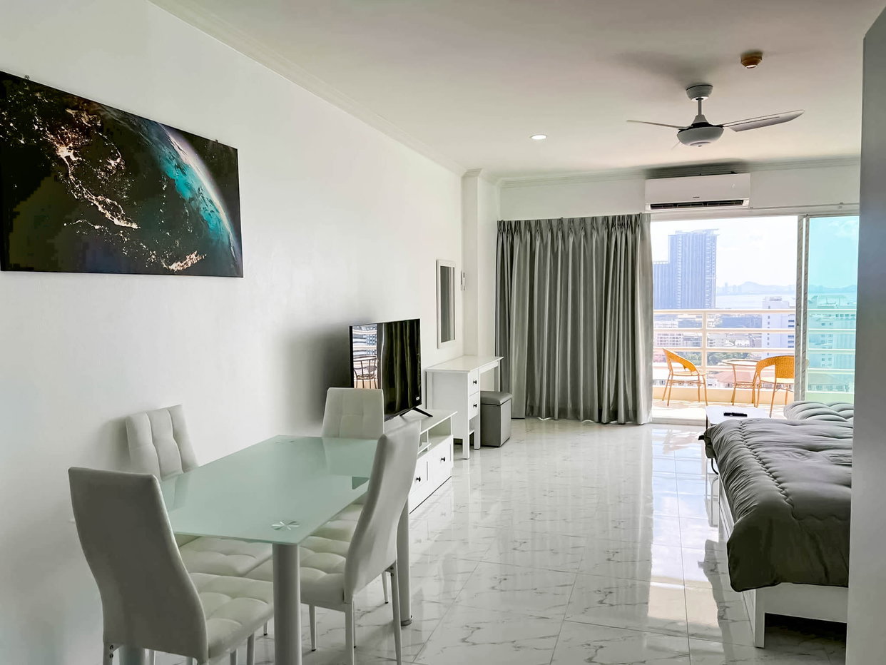 picture View Talay 5D Condominium For Sale in Jomtien - 4/9