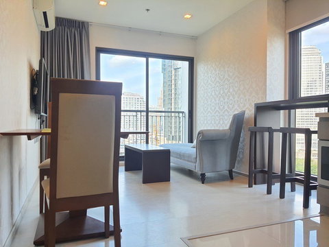 Conner Unit - 1 ห้องนอนใหญ่ 50 ตร.ม. 30k เฟอร์ครบ พร้อมเข้าอยู่ 
