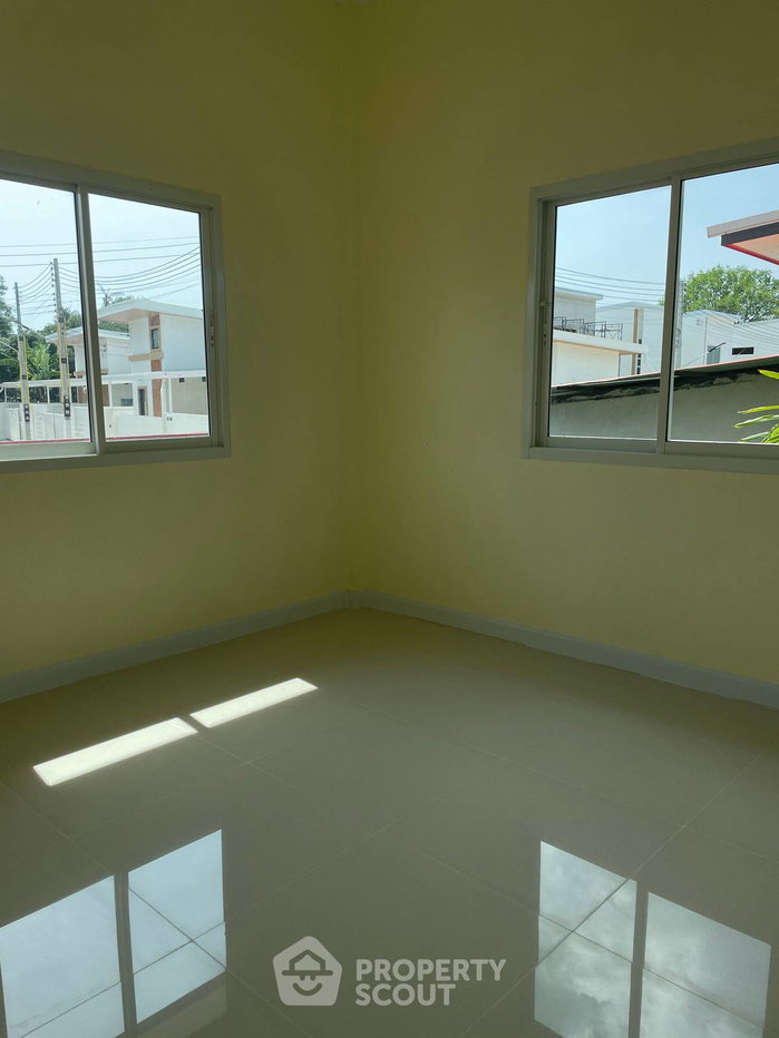 รูป บ้าน 3 ห้องนอน สำหรับขาย ในสัตหีบ ชลบุรี (150 ตร.ม.) (ID 2530502) - รูปที่ 8/12