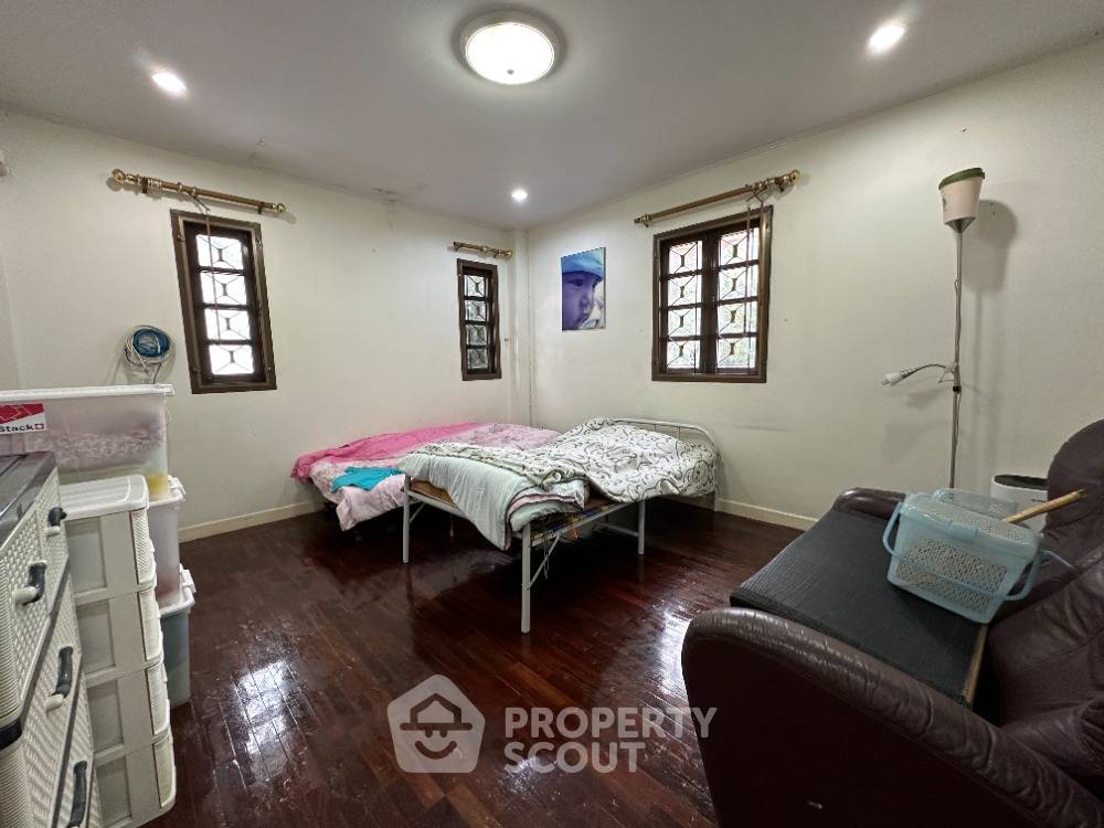รูป ขายบ้าน 5 ห้องนอน ใน สะพานสูง กรุงเทพ (376 ตร.ม.) (ID 1453754) - รูปที่ 18/24
