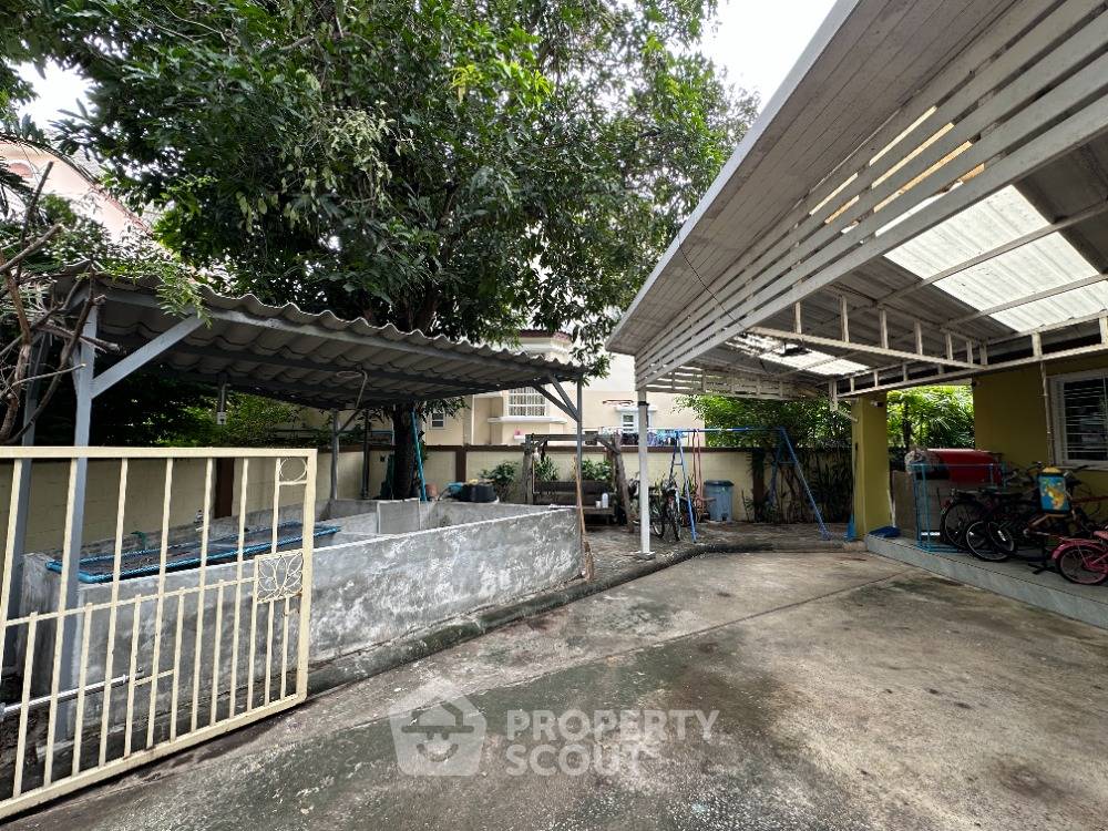 รูป ขายบ้าน 5 ห้องนอน ใน สะพานสูง กรุงเทพ (376 ตร.ม.) (ID 1453754) - รูปที่ 3/24