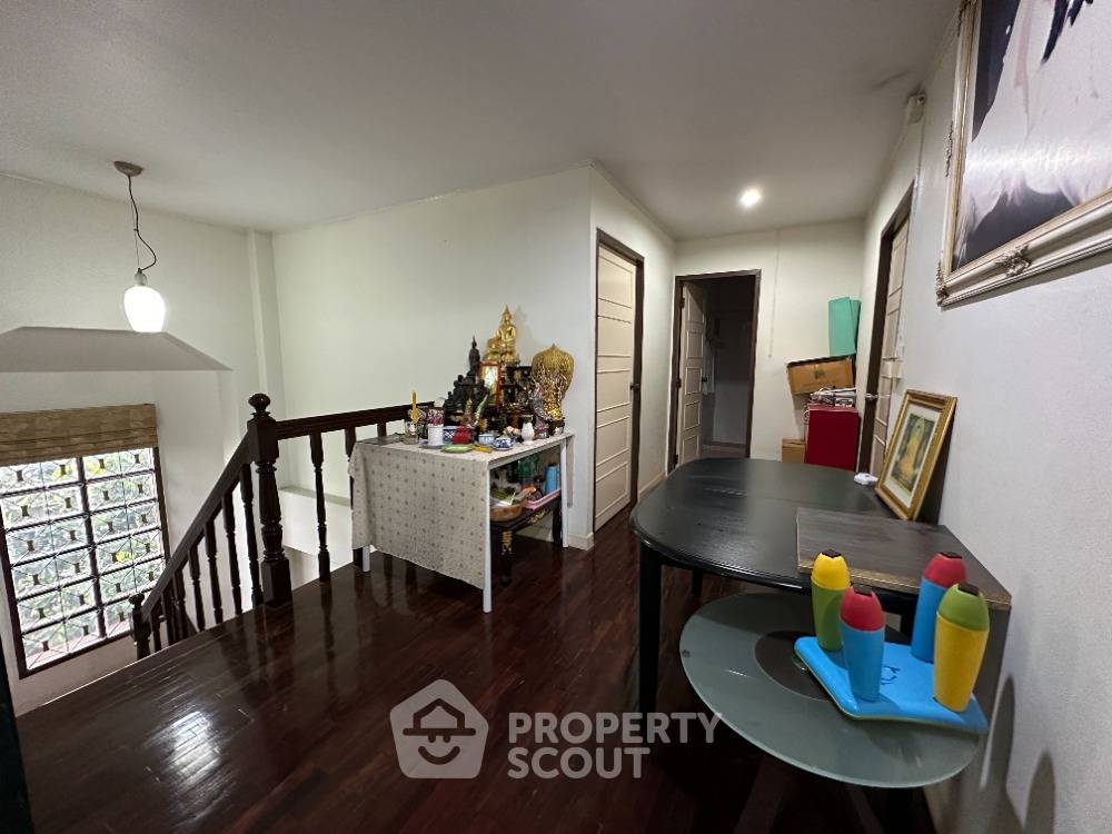 รูป ขายบ้าน 5 ห้องนอน ใน สะพานสูง กรุงเทพ (376 ตร.ม.) (ID 1453754) - รูปที่ 24/24
